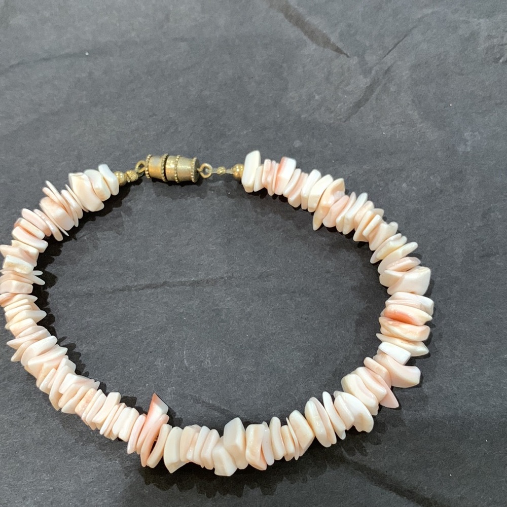 Puca Shell Necklace and Puca Shell Bracelet - Picture 3 of 4